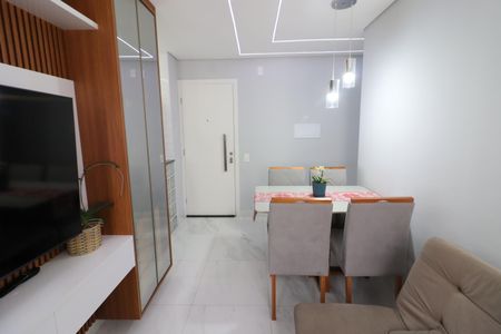 Sala de apartamento à venda com 2 quartos, 42m² em Jardim do Lago, Osasco