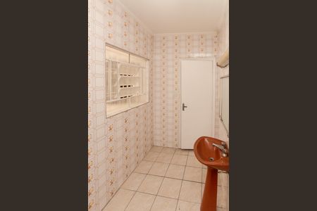 Casa para alugar com 130m², 2 quartos e 2 vagas Casa para alugar com 130m², 2 quartos e 2 vagasBanheiro da Suíte