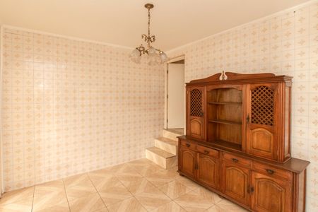 Casa para alugar com 130m², 2 quartos e 2 vagas Casa para alugar com 130m², 2 quartos e 2 vagasSala de Jantar