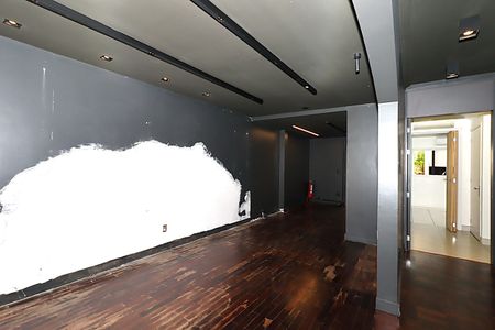 Casa à venda com 185m², 3 quartos e 3 vagasSala