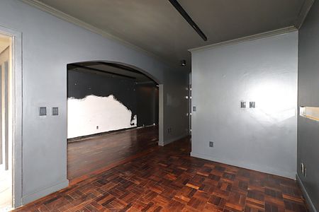 Casa à venda com 185m², 3 quartos e 3 vagasSala