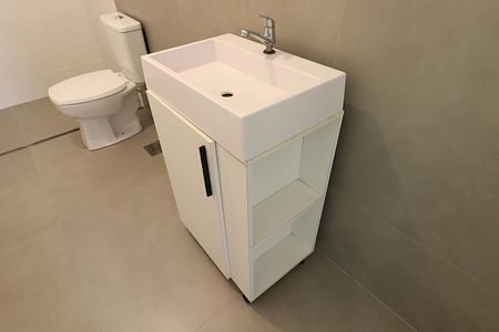 Casa à venda com 185m², 3 quartos e 3 vagasBanheiro da Suíte 2