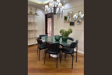 Apartamento à venda com 126m², 3 quartos e 3 vagas