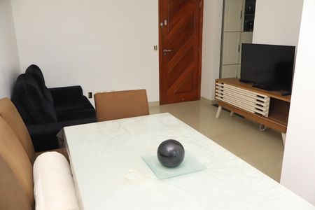 Sala de apartamento para alugar com 2 quartos, 57m² em Jardim das Margaridas, Salvador