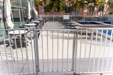 Apartamento para alugar com 57m², 2 quartos e 1 vagaÁrea comum - Piscina