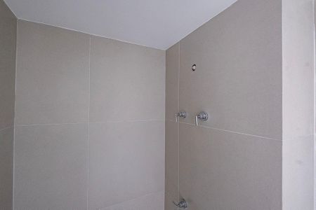 Apartamento à venda com 46m², 2 quartos e sem vaga Apartamento à venda com 46m², 2 quartos e sem vagaBanheiro