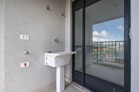 Apartamento à venda com 46m², 2 quartos e sem vaga Apartamento à venda com 46m², 2 quartos e sem vagaSala/Cozinha - Varanda