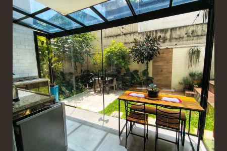 Apartamento à venda com 72m², 2 quartos e 1 vagaCozinha