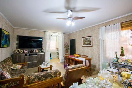 Casa à venda com 425m², 4 quartos e 3 vagasCozinha