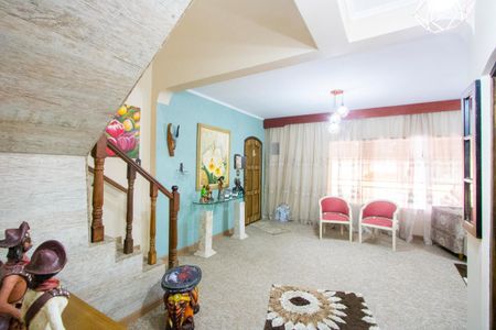 Casa à venda com 425m², 4 quartos e 3 vagasSala