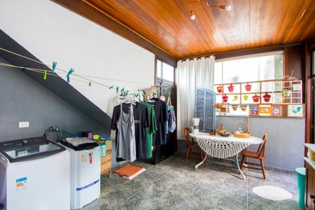 Casa à venda com 425m², 4 quartos e 3 vagasÁrea de serviço