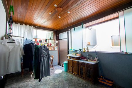 Casa à venda com 425m², 4 quartos e 3 vagasÁrea de serviço