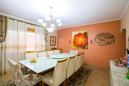 Casa à venda com 425m², 4 quartos e 3 vagasCopa