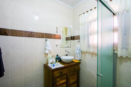 Casa à venda com 425m², 4 quartos e 3 vagasBanheiro social 2