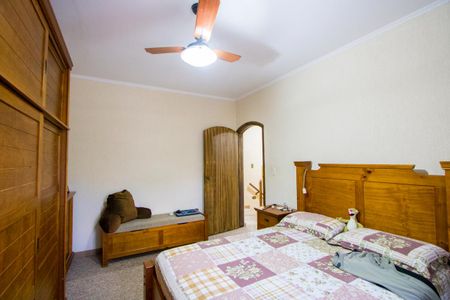 Casa à venda com 425m², 4 quartos e 3 vagasQuarto 2