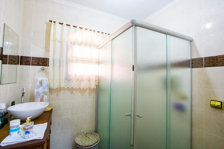 Casa à venda com 425m², 4 quartos e 3 vagasBanheiro social 2