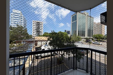 Sala - Varanda de apartamento para alugar com 3 quartos, 63m² em Barra da Tijuca, Rio de Janeiro