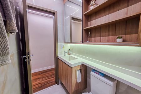 Apartamento à venda com 150m², 3 quartos e 2 vagas Apartamento à venda com 150m², 3 quartos e 2 vagasBanheiro