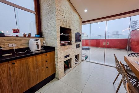 Apartamento à venda com 150m², 3 quartos e 2 vagas Apartamento à venda com 150m², 3 quartos e 2 vagasCozinha