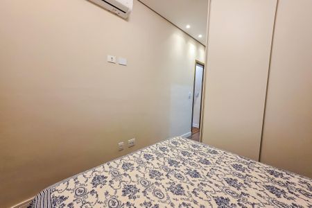 Apartamento à venda com 150m², 3 quartos e 2 vagas Apartamento à venda com 150m², 3 quartos e 2 vagasSuíte