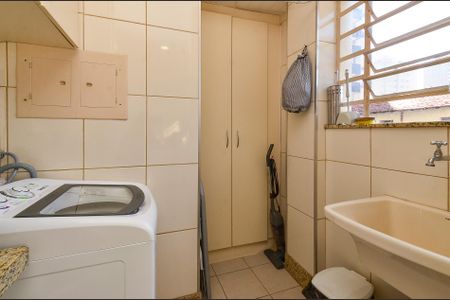 Apartamento à venda com 60m², 2 quartos e 2 vagasÁrea de Serviço