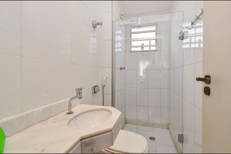 Apartamento à venda com 60m², 2 quartos e 2 vagasBanheiro Social