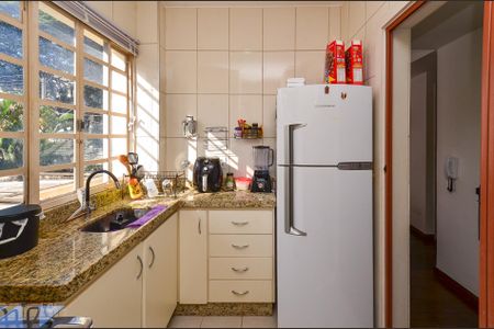Apartamento à venda com 60m², 2 quartos e 2 vagasCozinha