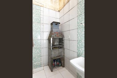 Casa de condomínio para alugar com 66m², 2 quartos e 1 vagaÁrea de Serviço - Churrasqueira 