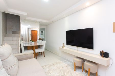 Casa de condomínio para alugar com 66m², 2 quartos e 1 vagaSala