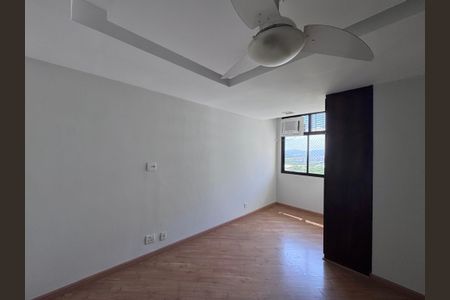 Apartamento para alugar com 70m², 2 quartos e 2 vagasQuarto