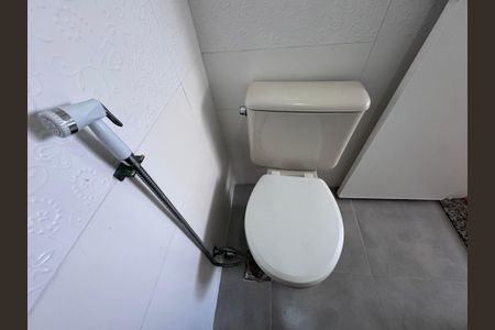 Apartamento para alugar com 70m², 2 quartos e 2 vagasSuíte - Banheiro