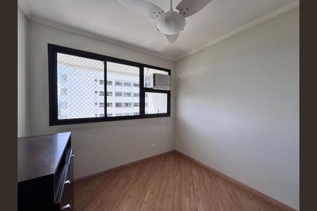 Apartamento para alugar com 70m², 2 quartos e 2 vagasQuarto