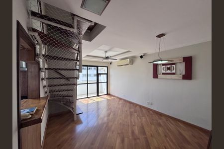 Sala de apartamento para alugar com 2 quartos, 70m² em Recreio dos Bandeirantes, Rio de Janeiro
