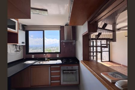 Apartamento para alugar com 70m², 2 quartos e 2 vagasCozinha