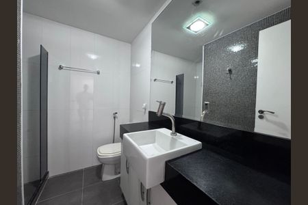 Apartamento para alugar com 70m², 2 quartos e 2 vagasBanheiro Social