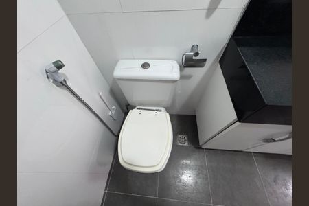 Apartamento para alugar com 70m², 2 quartos e 2 vagasBanheiro Social