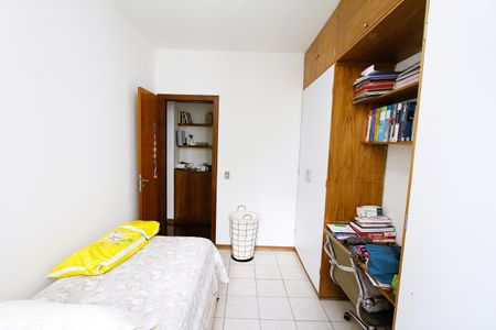 Apartamento à venda com 100m², 3 quartos e 1 vagaQuarto 2
