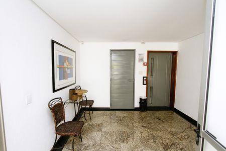 Apartamento à venda com 100m², 3 quartos e 1 vagaHall de entrada
