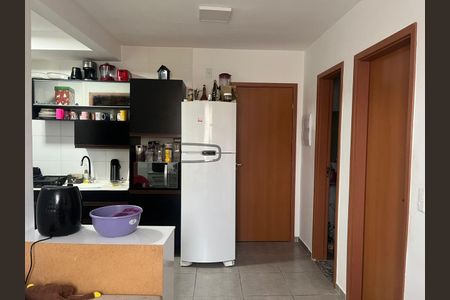 Cozinha de apartamento para alugar com 2 quartos, 50m² em Jardim Boa Vista (Zona Oeste), Osasco