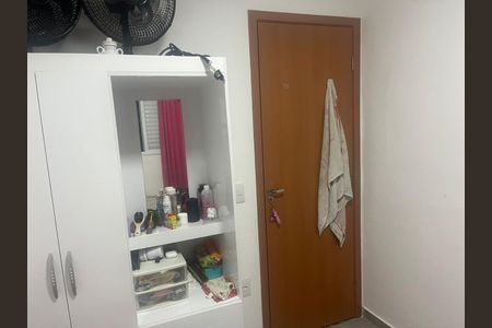 Quarto de apartamento para alugar com 2 quartos, 50m² em Jardim Boa Vista (Zona Oeste), Osasco