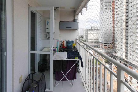 Apartamento à venda com 43m², 2 quartos e sem vaga Apartamento à venda com 43m², 2 quartos e sem vagaVaranda