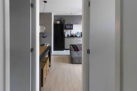 Apartamento à venda com 43m², 2 quartos e sem vaga Apartamento à venda com 43m², 2 quartos e sem vagaCorredor