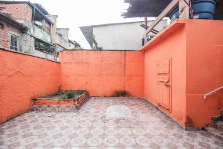 Casa para alugar com 93m², 2 quartos e 1 vagaQuintal