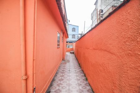 Casa para alugar com 93m², 2 quartos e 1 vagaQuintal