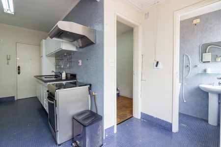 Apartamento à venda com 110m², 2 quartos e 1 vaga Apartamento à venda com 110m², 2 quartos e 1 vagaCozinha