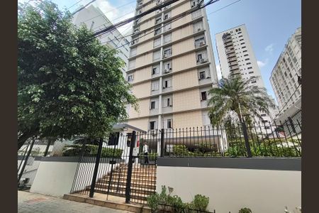 Apartamento à venda com 110m², 2 quartos e 1 vaga Apartamento à venda com 110m², 2 quartos e 1 vagaFachada
