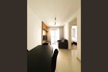 Sala de apartamento para alugar com 2 quartos, 52m² em Santo Cristo, Rio de Janeiro