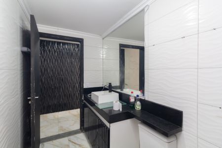 Apartamento para alugar com 52m², 2 quartos e sem vagaBanheiro