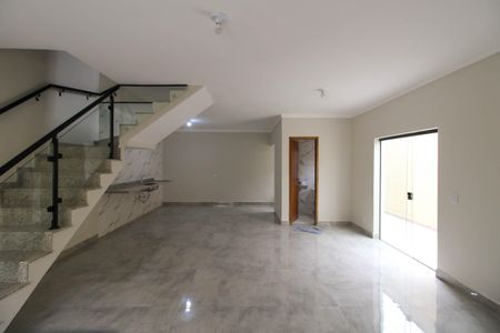 Sala de casa à venda com 2 quartos, 129m² em Chácara Belenzinho, São Paulo