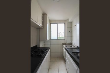 Apartamento para alugar com 55m², 2 quartos e 1 vaga Apartamento para alugar com 55m², 2 quartos e 1 vagaCozinha e Área de Serviço